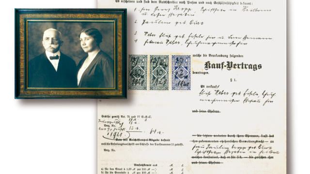Ein handgeschriebener Kaufvertrag durch die Familie Kropp, davor ein Bild von Georg Kropp und seiner Frau